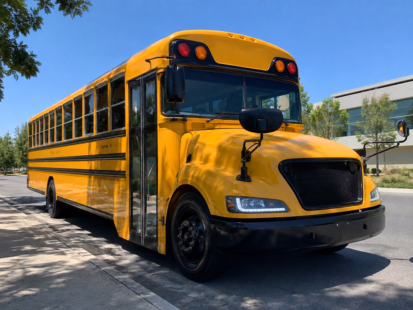 school buses for outdoor and nature field trips around the wasatch front